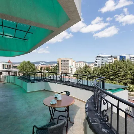 Apartment ❤ 1 Bedroom W Kitchen&big Terrace ❤xm❤ *