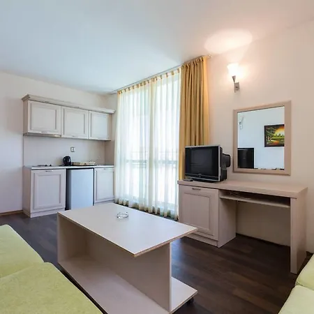 Apartment ❤ 1 Bedroom W Kitchen&big Terrace ❤xm❤ *