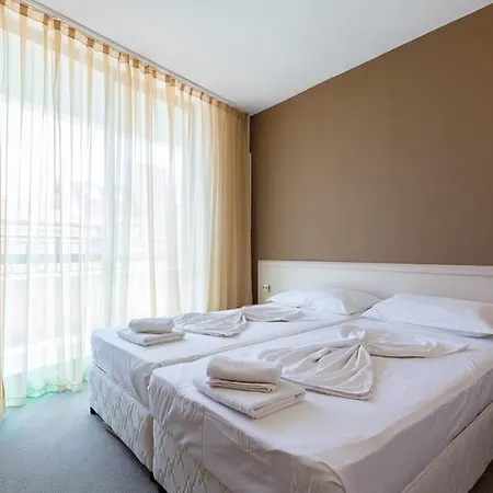 Apartment ❤ 1 Bedroom W Kitchen&big Terrace ❤xm❤